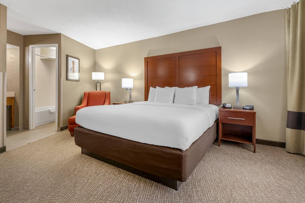 UPGRADE, BUSINESS, KING BED