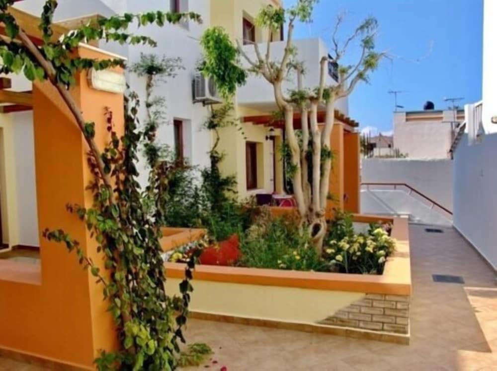 Irida Apartments Malia by Estia 40/46