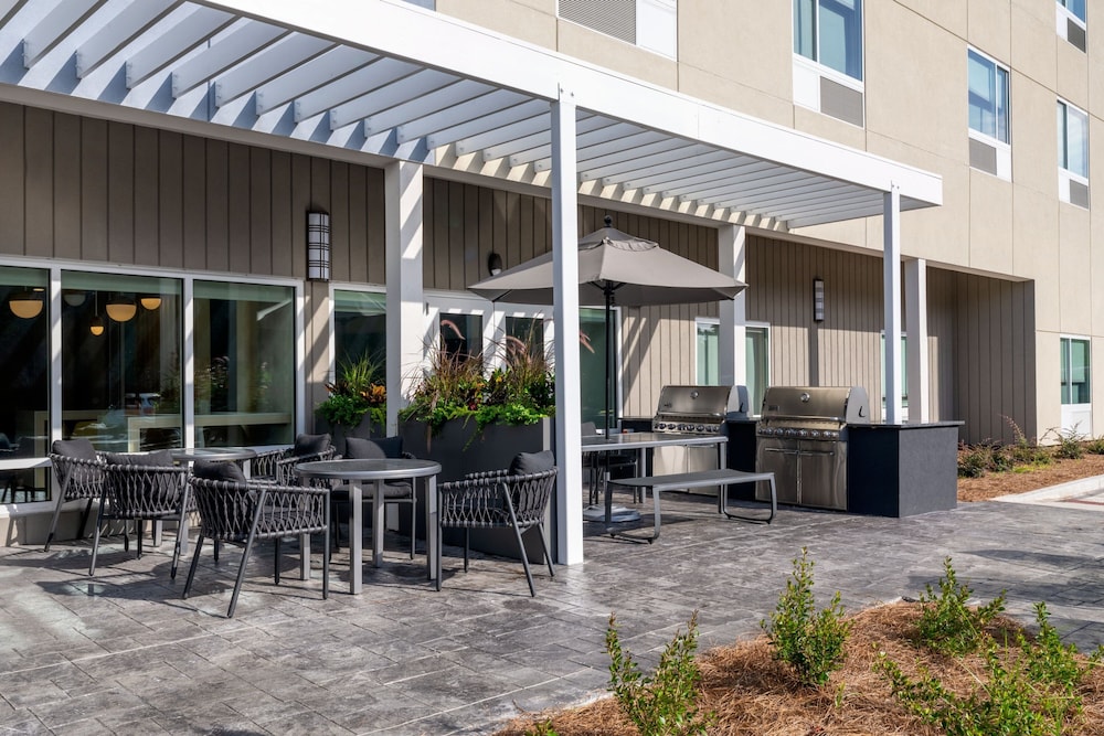 Towneplace Suites by Marriott Brunswick 21/24