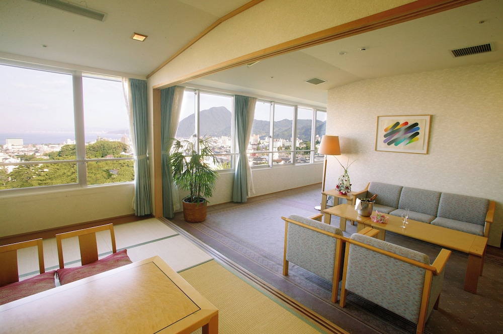 Hotel Beppu Pastoral 40/48
