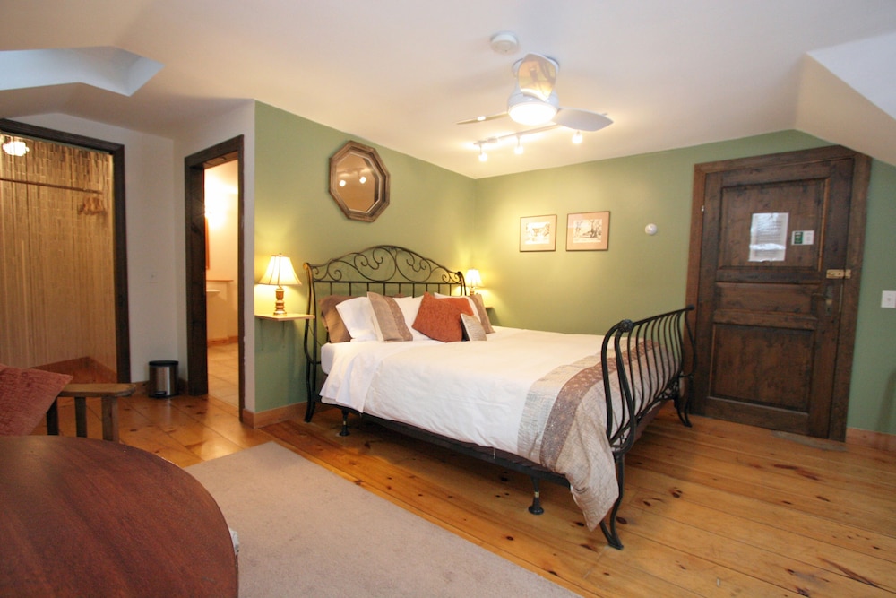 The Old Saco Inn 22/72