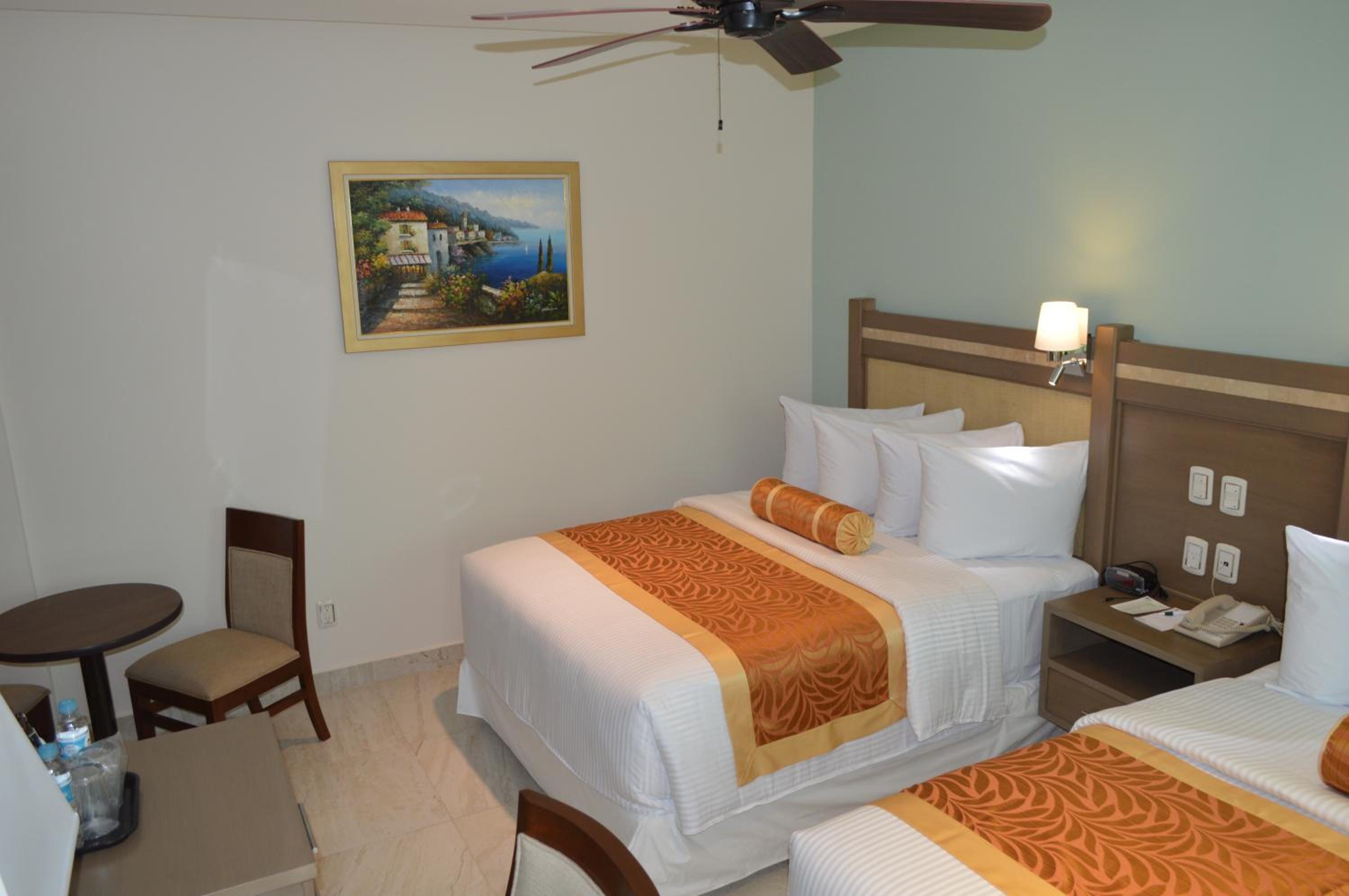 Hotel Villa Magna Poza Rica 8/46