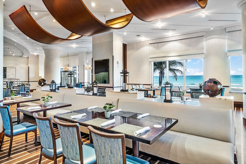 Palm Beach Singer Island Resort and Spa Luxury Suites 28/50