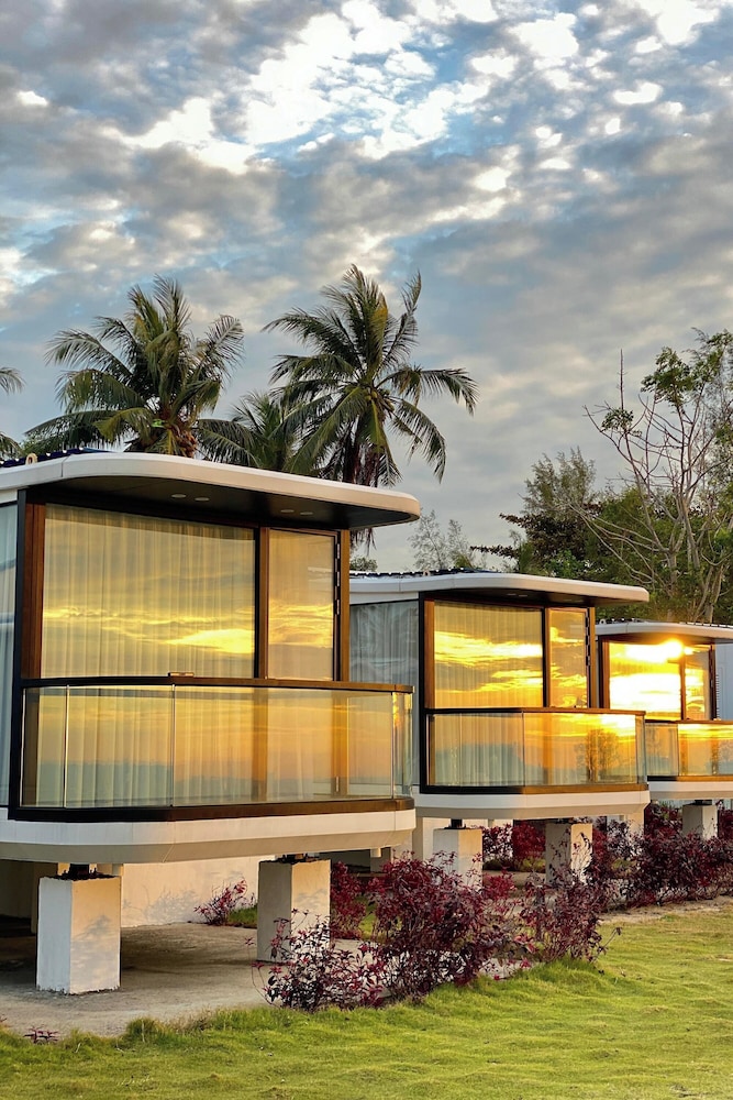 Saga Village Hotel and Resort Bintan 3/44
