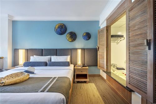 Deluxe, Double Bed