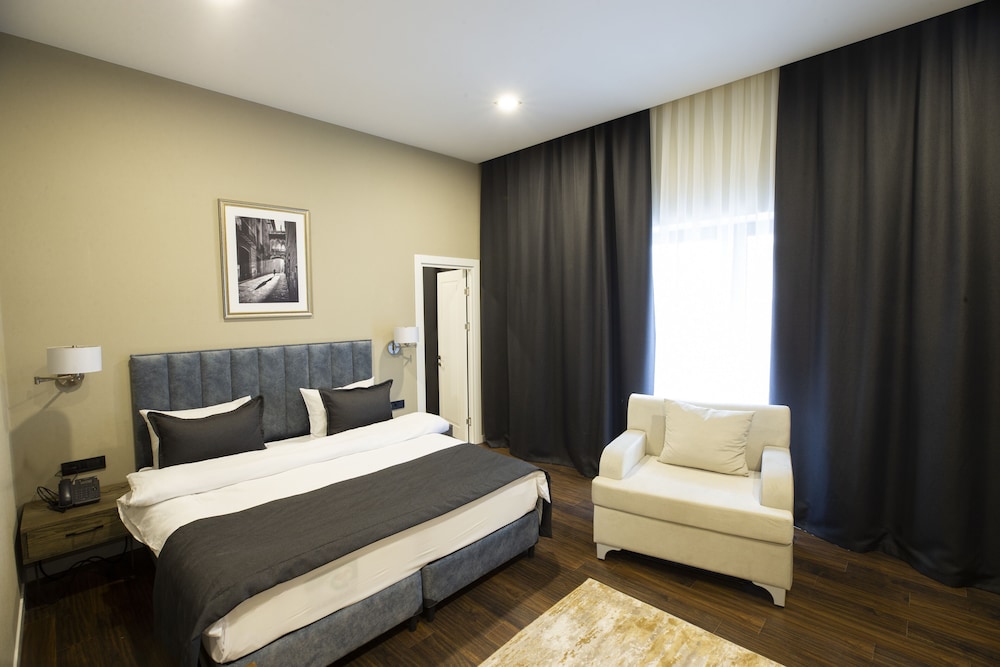 Port Rivoli Baku Hotel 16/50