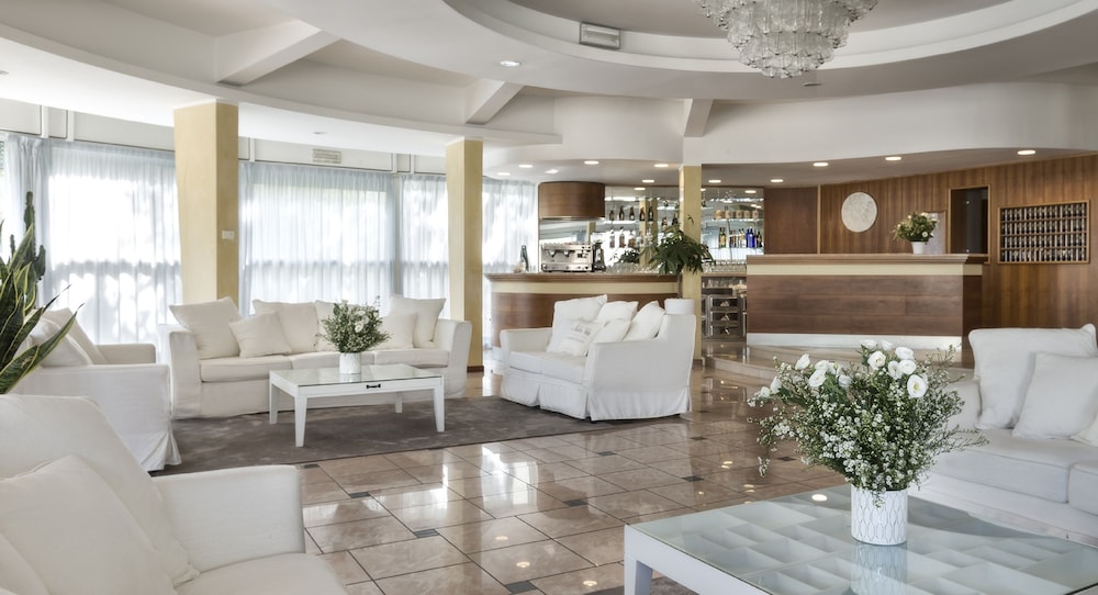 Meeting Hotel 6/50