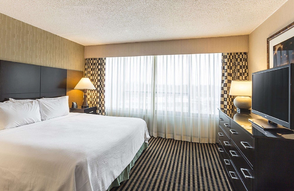 Embassy Suites by Hilton Piscataway Somerset 21/59