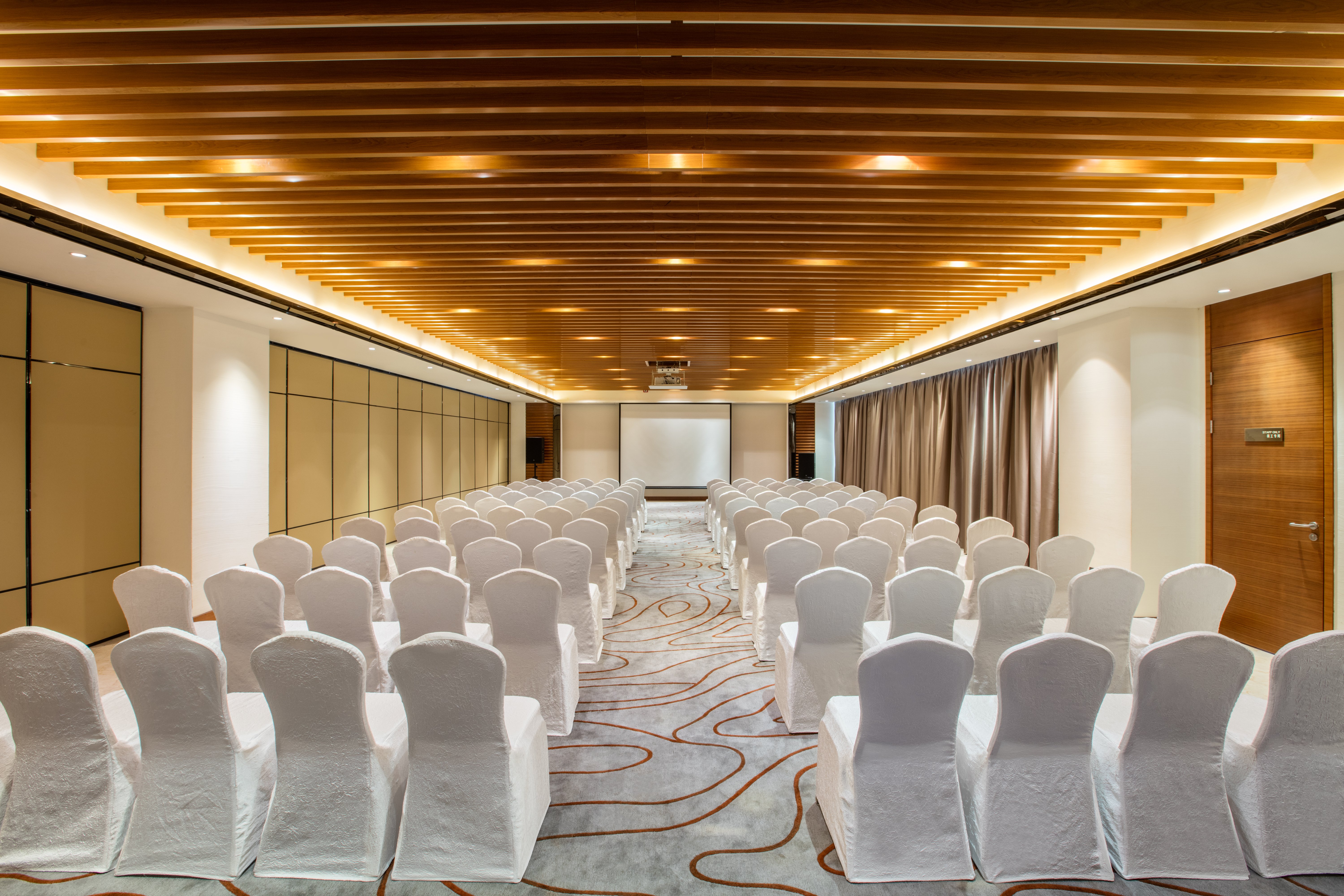 Crowne Plaza Sanya City Center 37/50