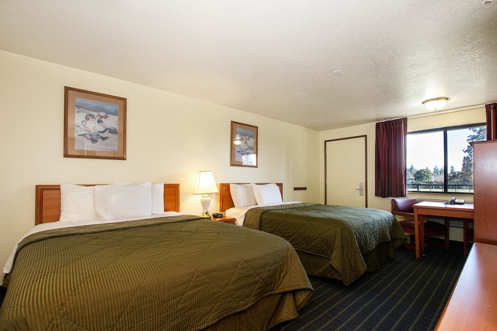 Super 8 by Wyndham Vancouver East 24/51