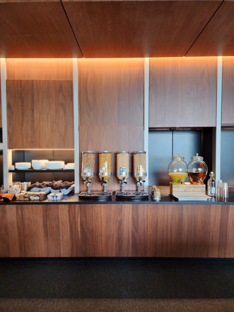 Grand Times Hotel Laval - Centropolis 20/32