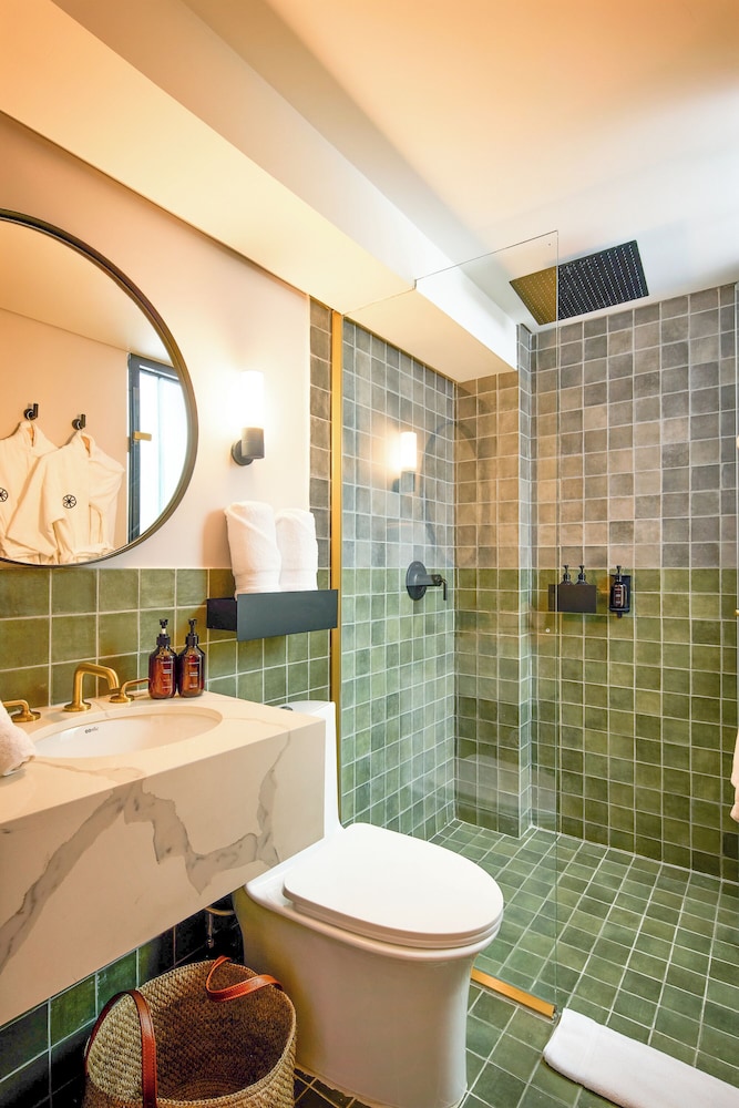 Wellcomm Spa & Hotel 44/50