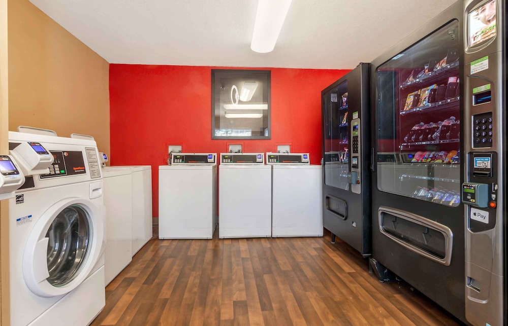 Extended Stay America - Kansas City - Shawnee Mission 8/35