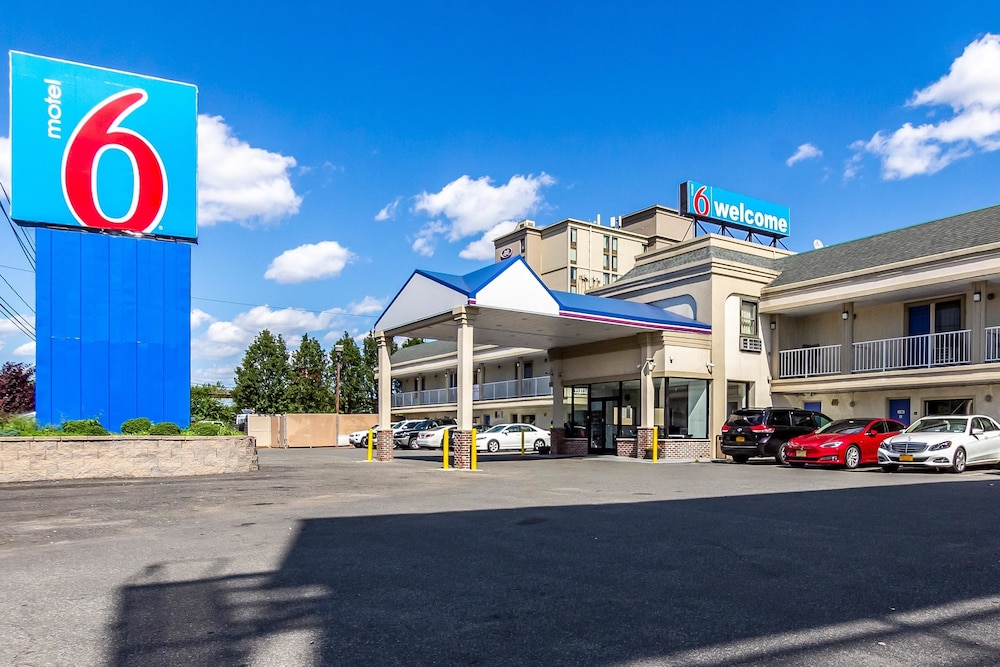 Motel6 Elizabeth, NJ - Newark Liberty Intl Airport in ELIZABETH - NJ
