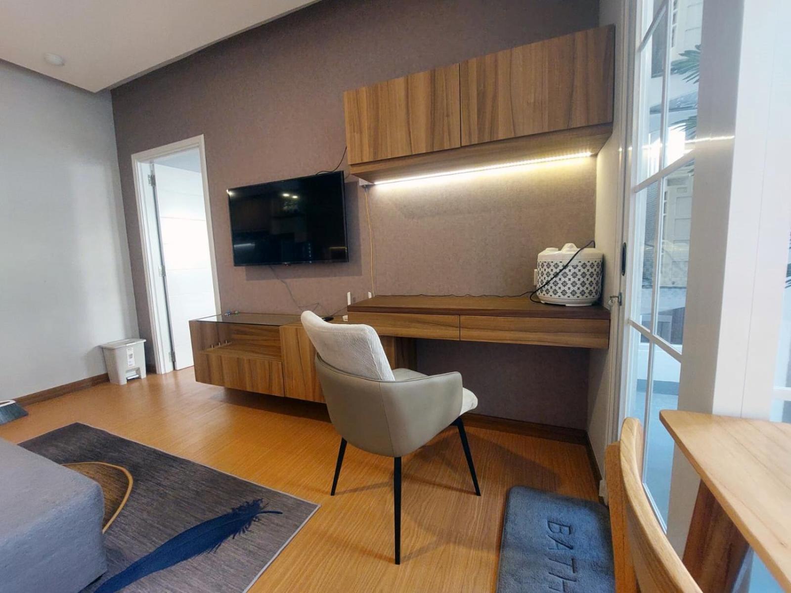 Emerald Apartel 40/51
