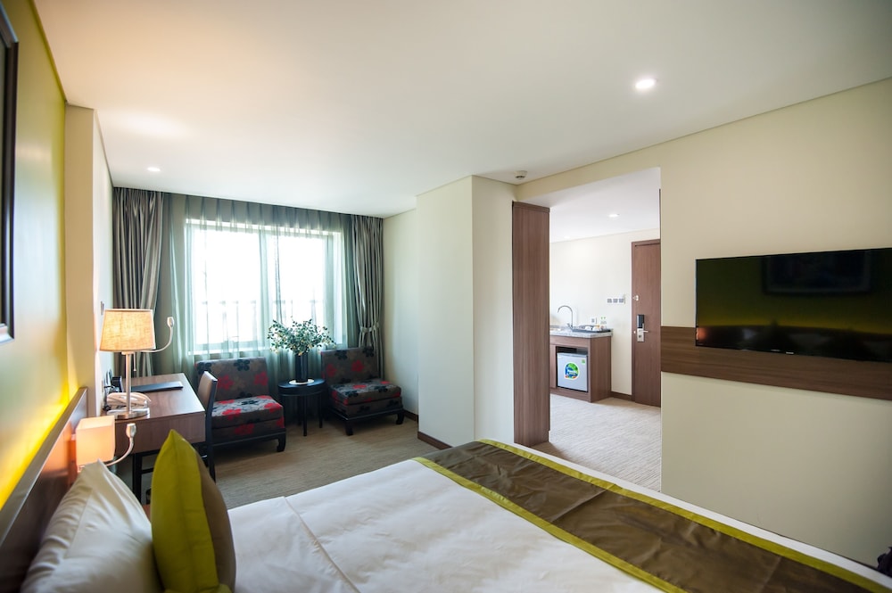Signature By M Village Tho Nhuom, a brand of Modern Village Lifestyle 34/65