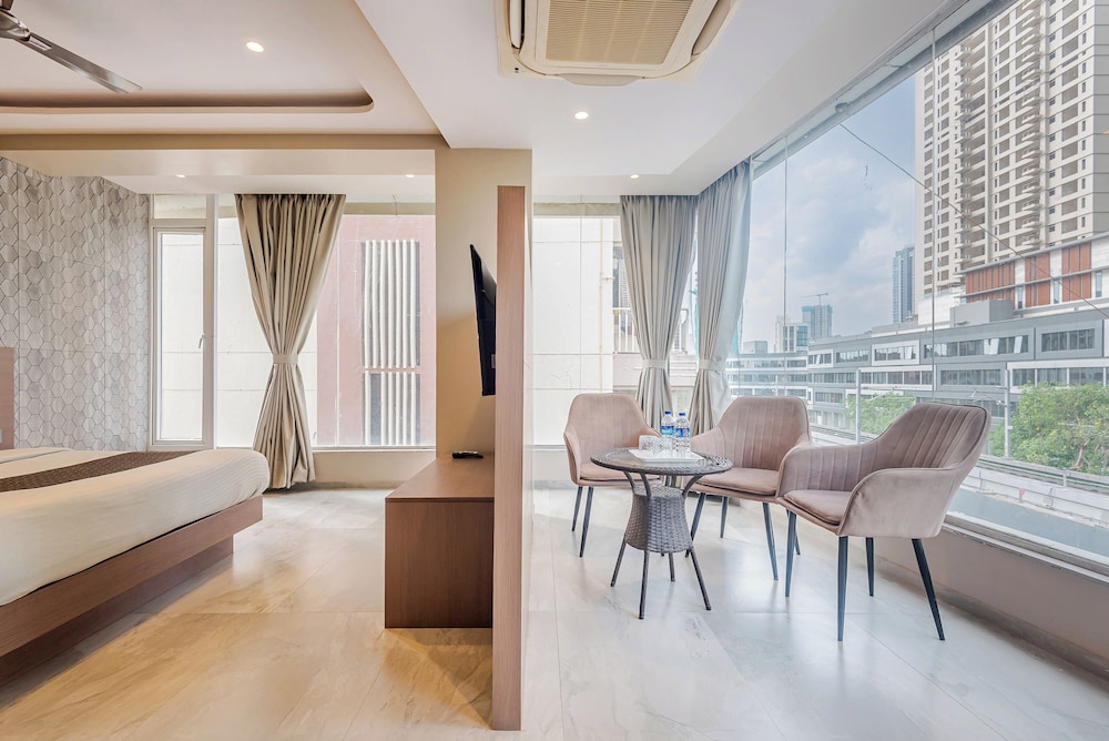 Hotel Aura 33/45