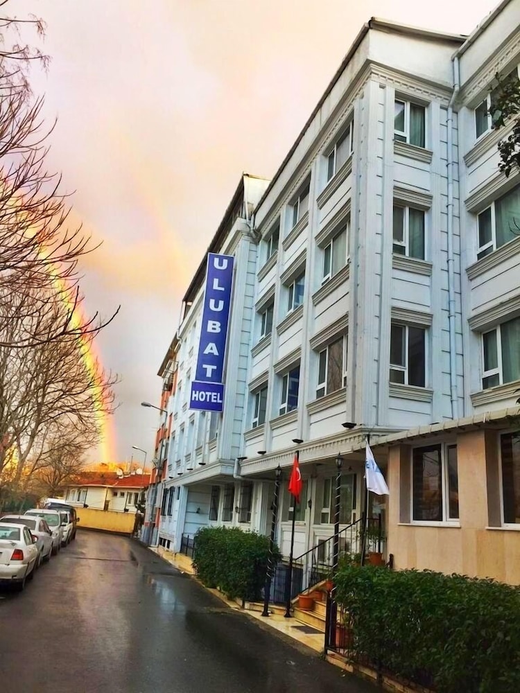 Ulubat Castle Hotel in ISTANBUL