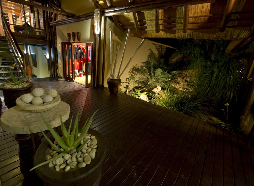 Elephant Plains Game Lodge 21/31