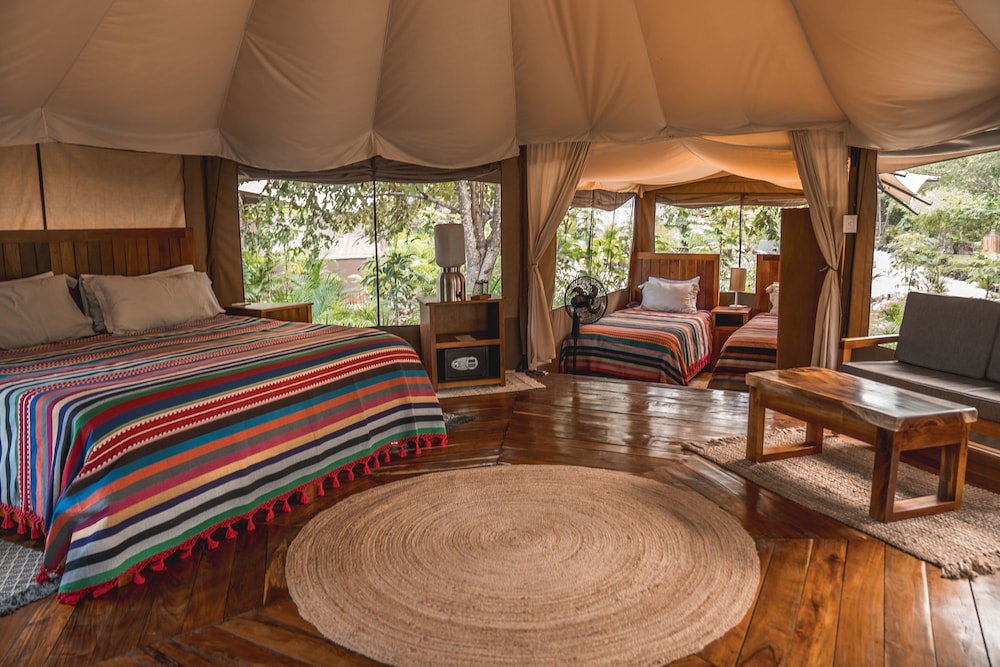 Destino Mio Mayan Jungle Retreat 10/56