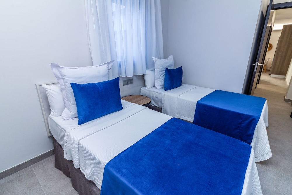BLUESEA Bex Holiday Homes 16/64