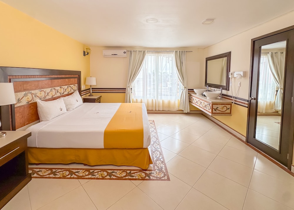 Centro Hotel Villa las Margaritas 8/68