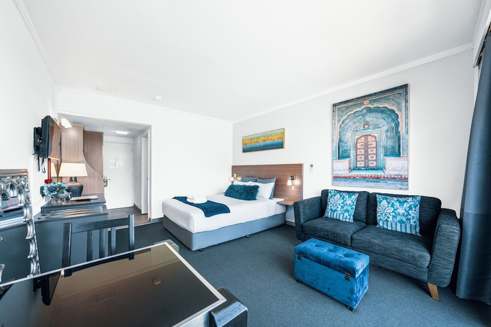 The Select Inn Ryde 56/65