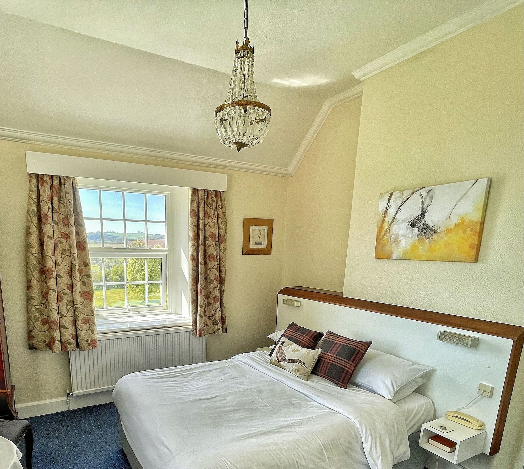 Premium, King Bed, Valley View