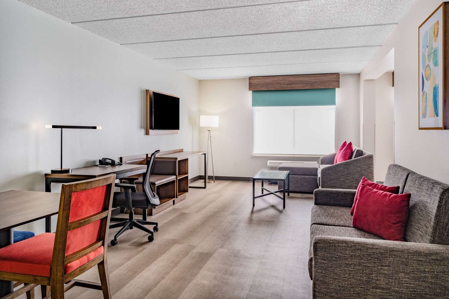 La Quinta Inn & Suites by Wyndham Duluth/Atlanta 10/10