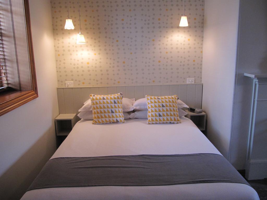 Seacombe House Motor Inn Port Fairy 9/27