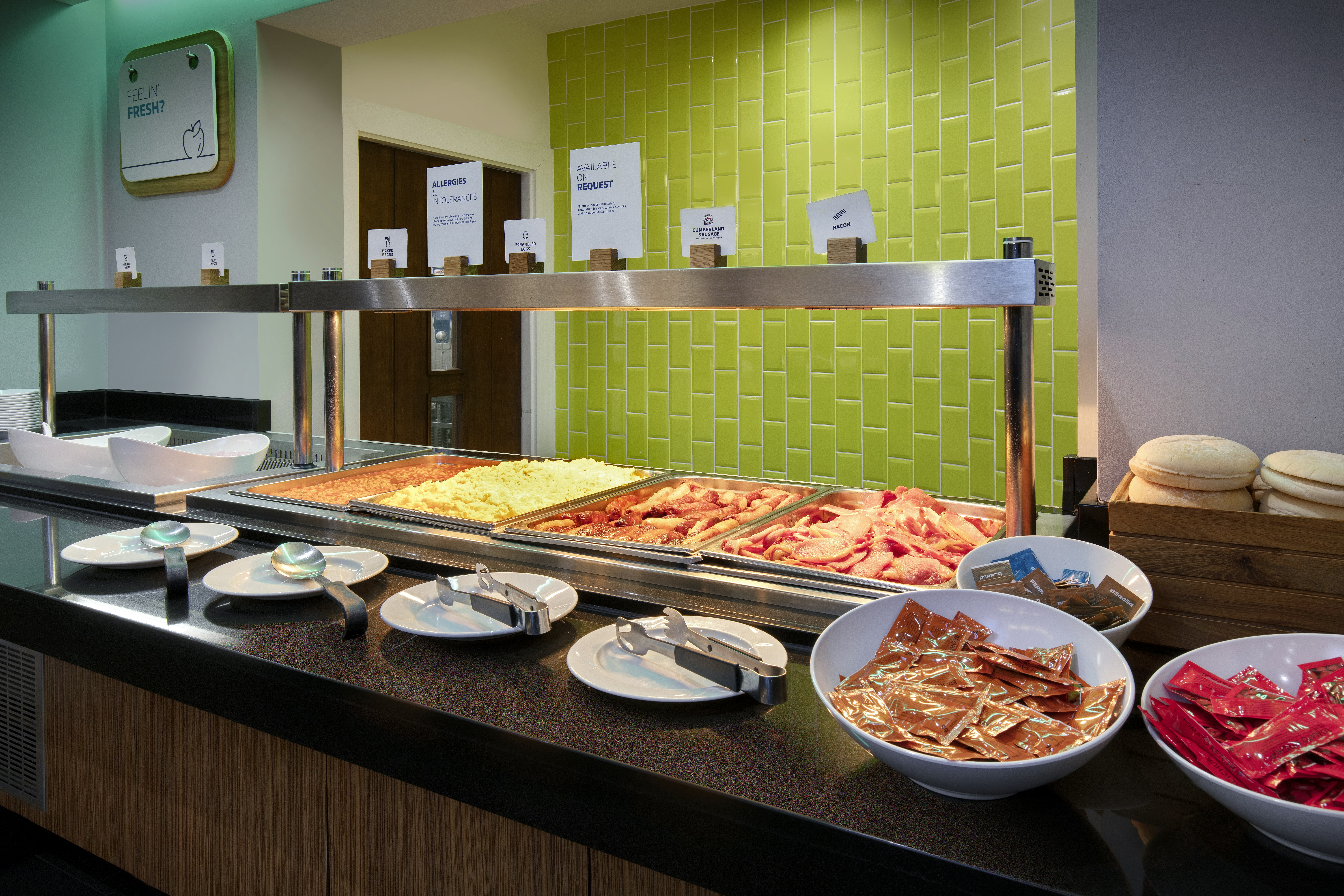 Holiday Inn Express London Heathrow T5 57/70