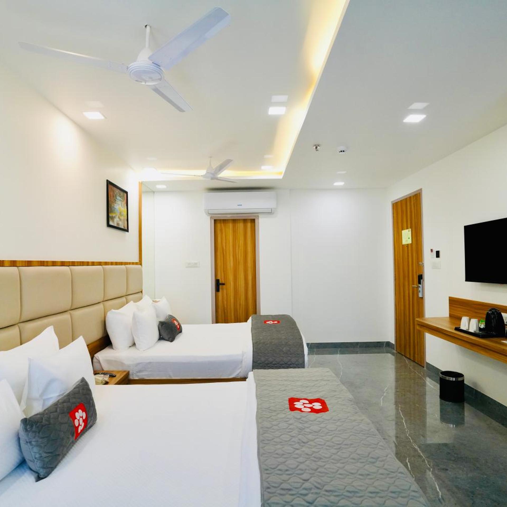 Mastiff Select Aparajita Khatu Shyam 34/60