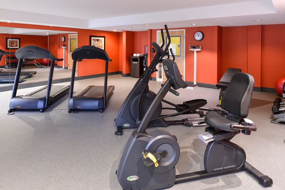 Holiday Inn Express Clearwater East Icot Center 50/78