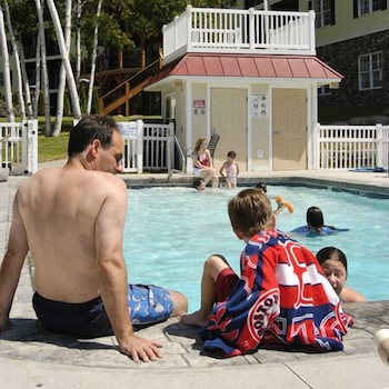 Mountain Edge Suites at Sunapee, an Ascend Collection Hotel 34/69
