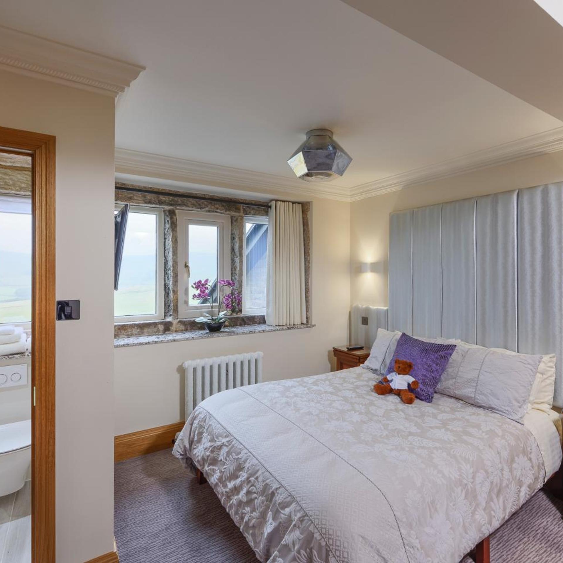 Room, Double Bed