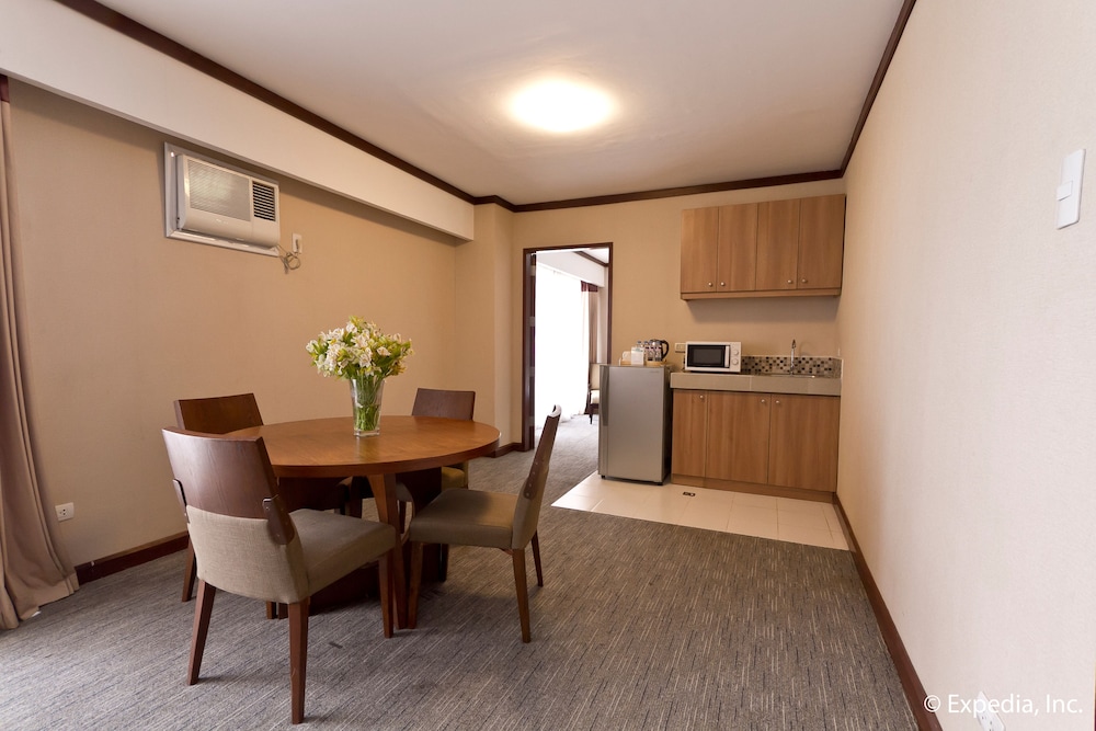 Dohera Hotel 47/69