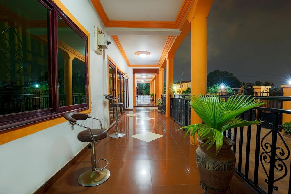 Okumah Hotel 40/44