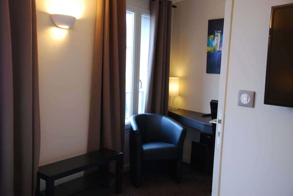 Ruthenium Hotel 5/22