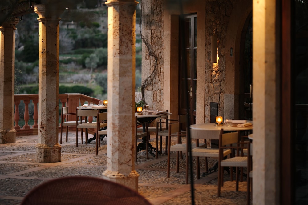 Valldemossa Hotel Restaurant 34/52