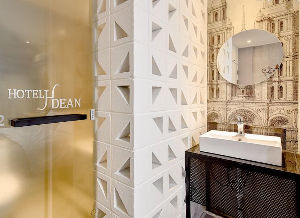 Hotel Dean 29/30