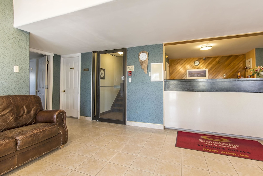 Econo Lodge Inn Suites Saint John 11/38