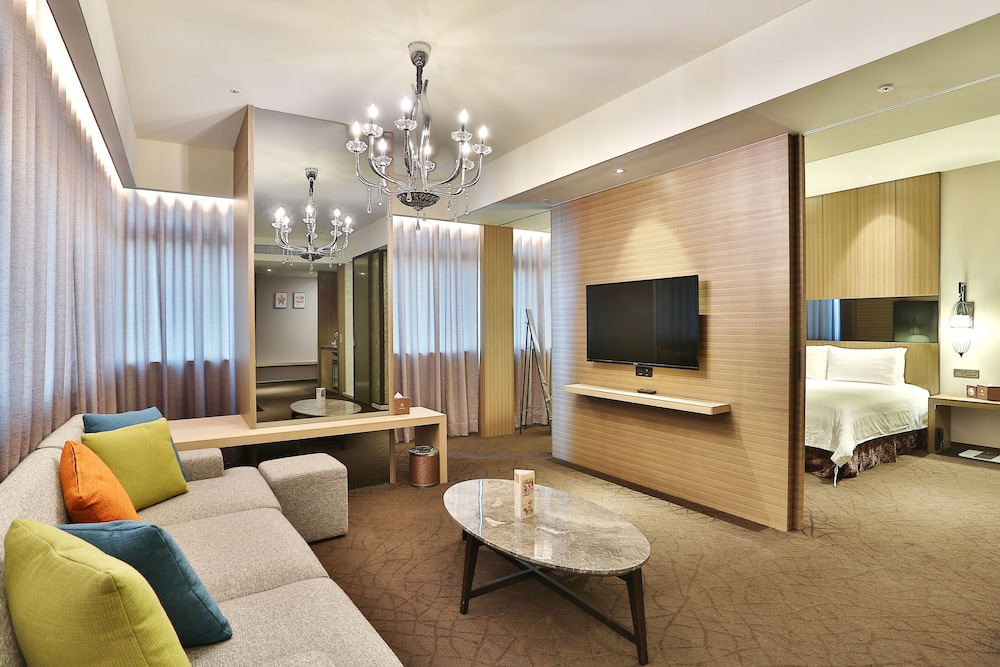 Intrendy Hotel 51/71