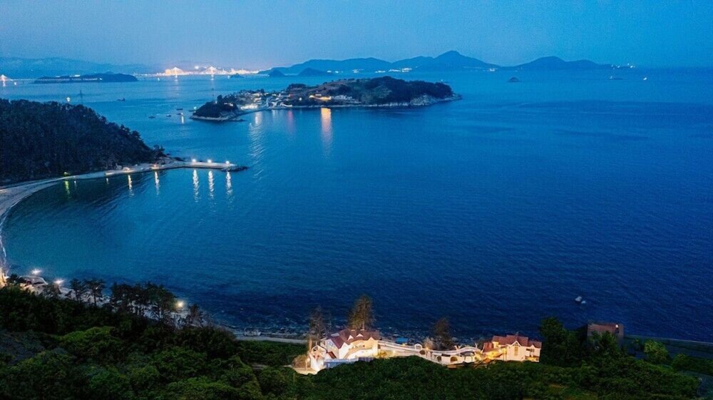 Geoje White O Pension 45/50