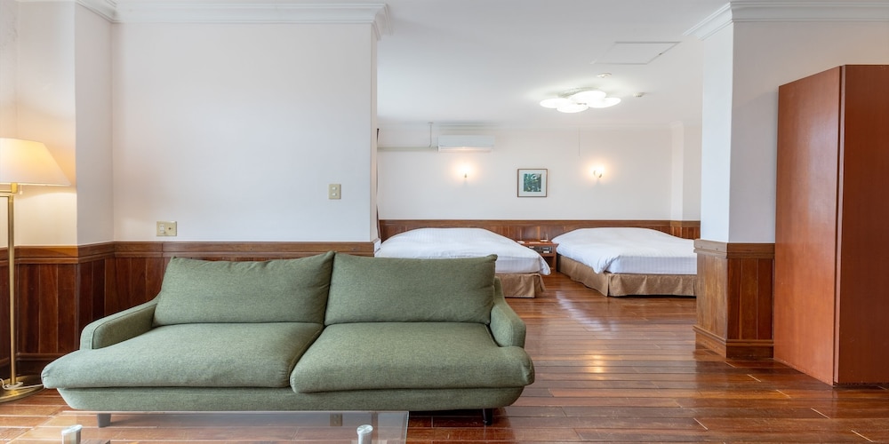 Ada Garden Hotel Okinawa 32/48