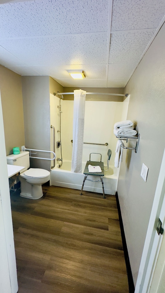 Motel6 McGraw, NY - Cortland 41/60