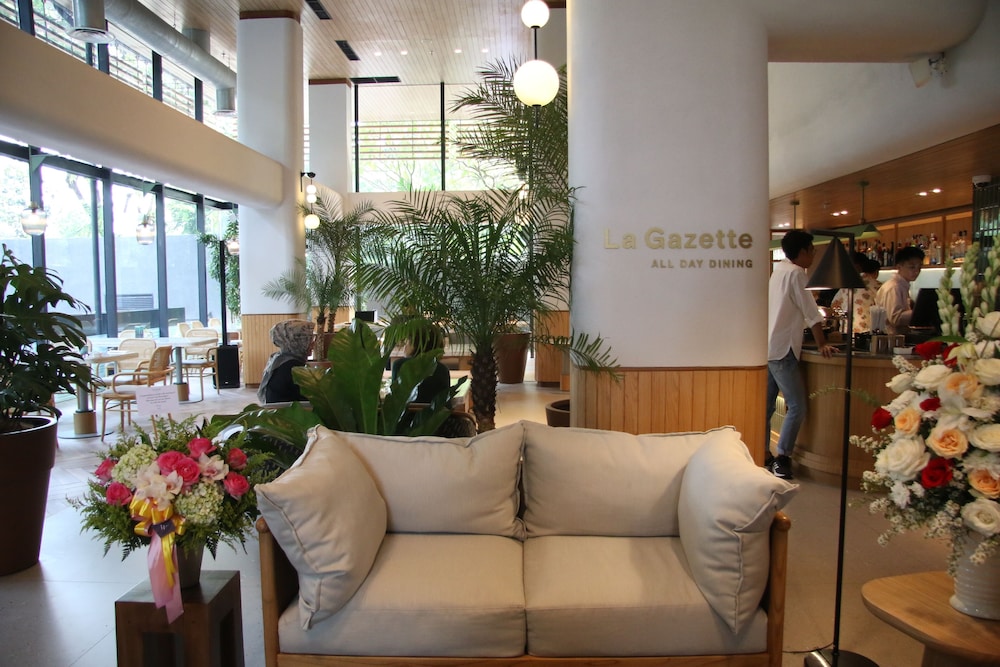 Artotel Casa Kuningan 9/18