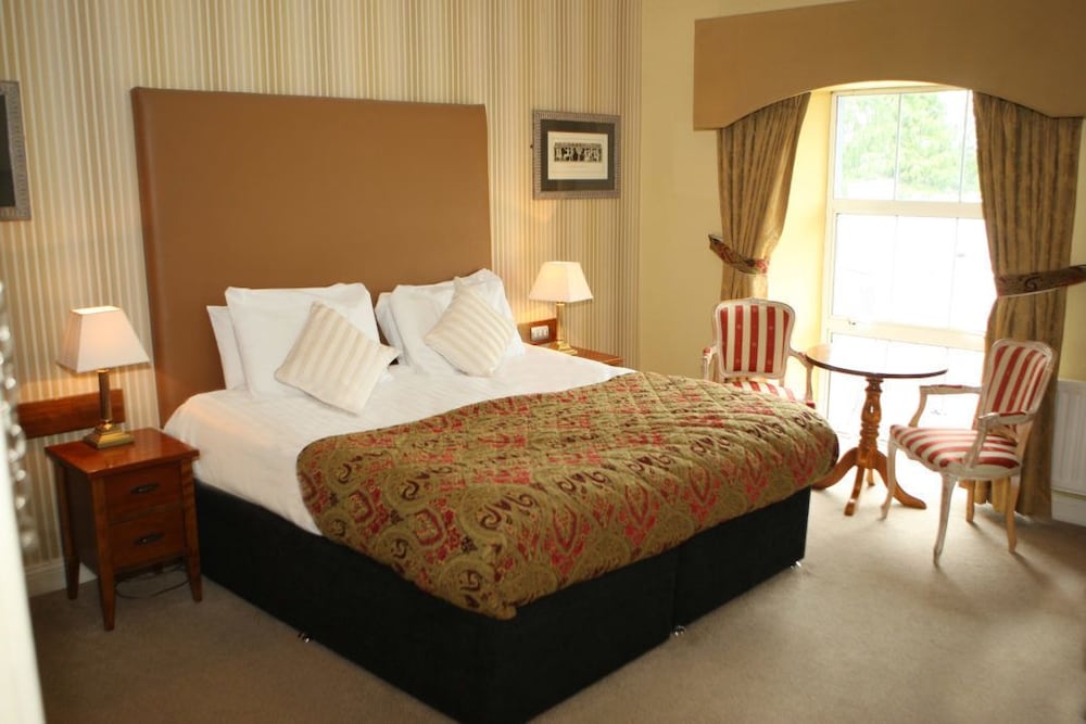 Castle Oaks House Hotel 16/58