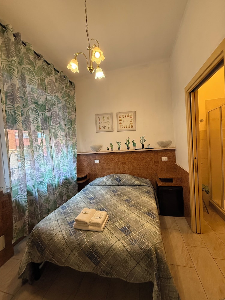 Hotel Fiumara 9/21