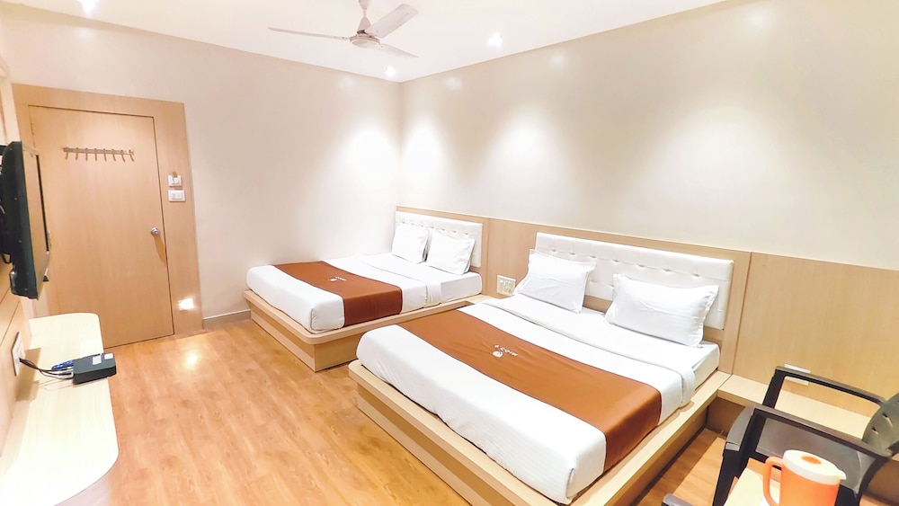 Hotel Yog Palace 18/50