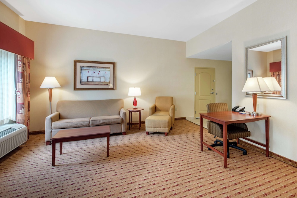 Hampton Inn And Suites Arcata 28/42